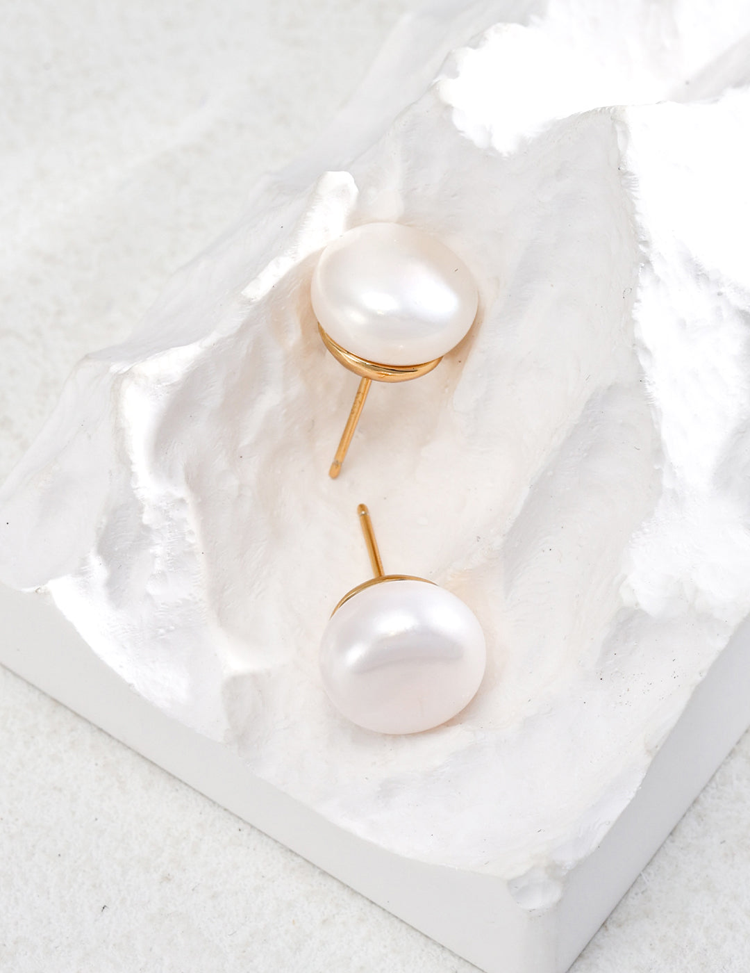 Lustrous Pearl Stud Earrings